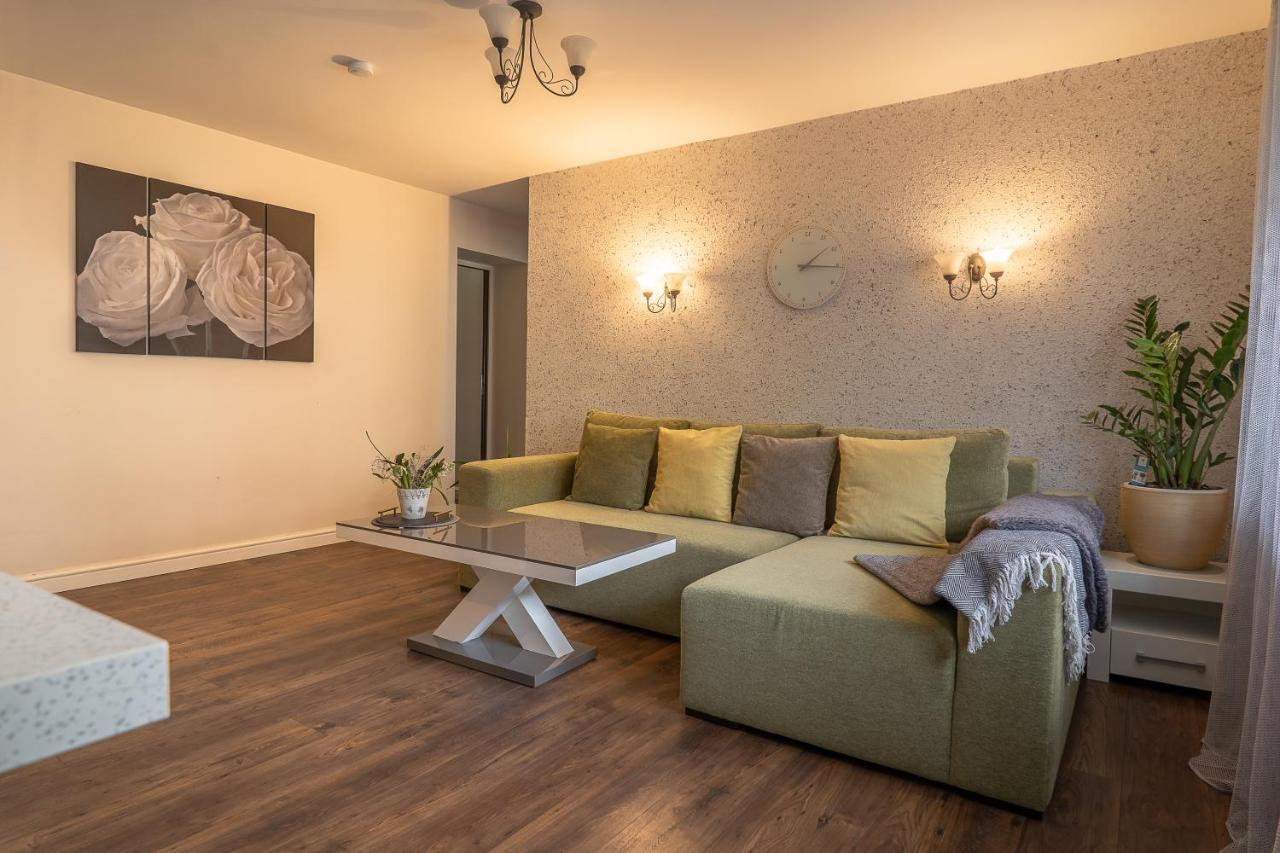 Andrea Apartment Liepaja Luaran gambar