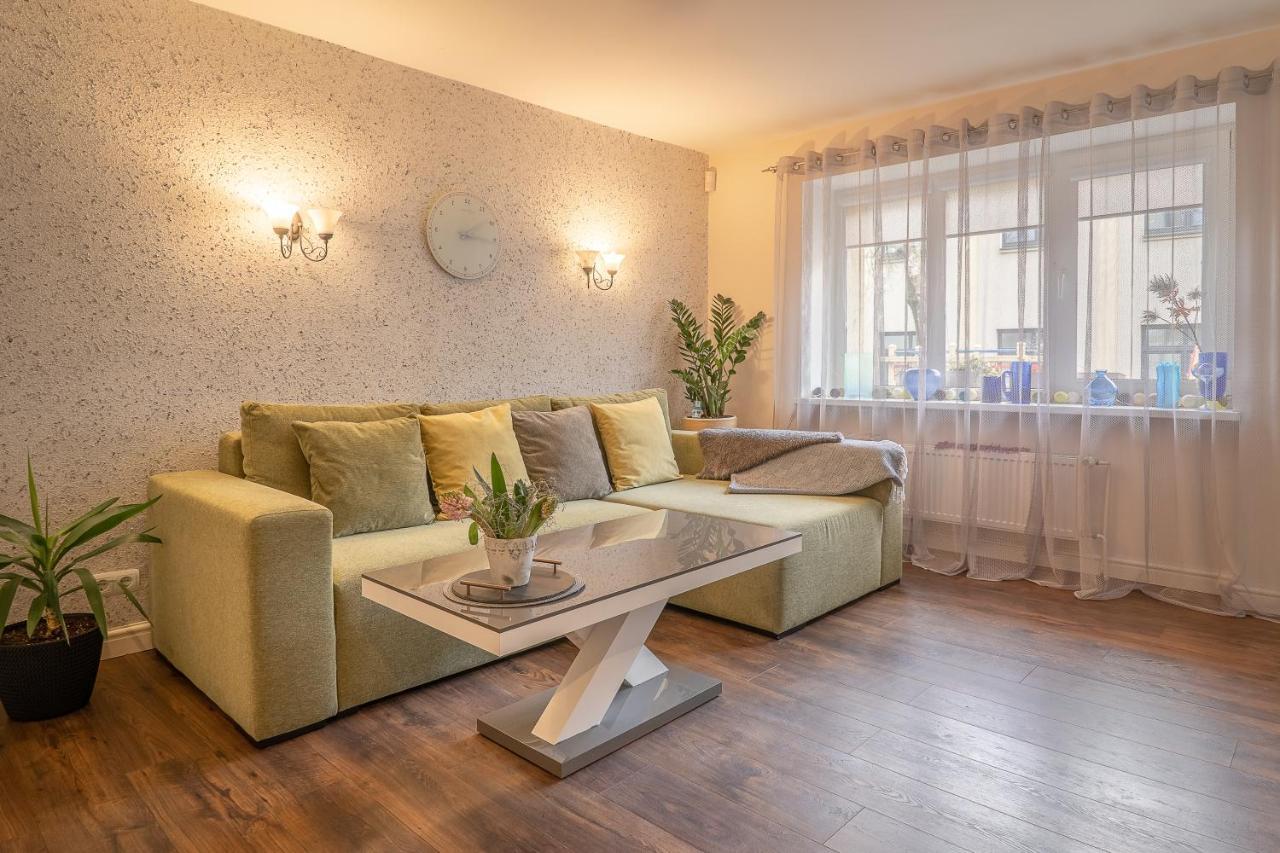 Andrea Apartment Liepaja Luaran gambar